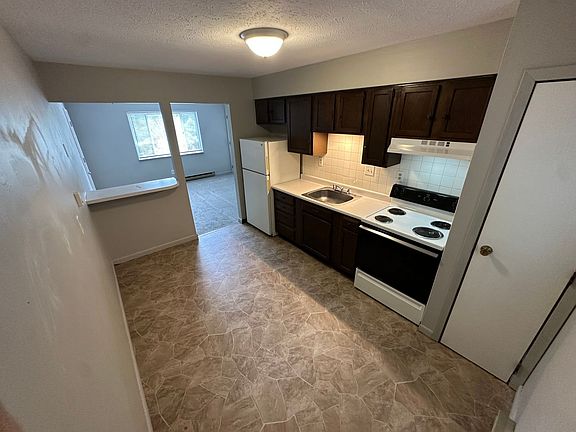 3rd image of 512 9th Ave