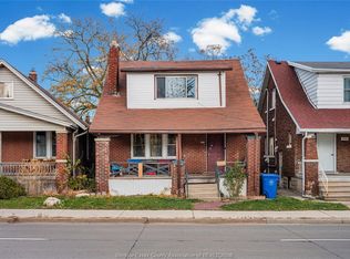 2224 Howard Ave, Windsor, ON N8X 3V1