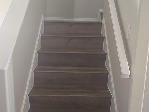2nd image of 208 Nevers Ct