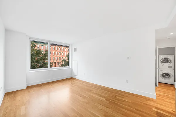 Rented by Mirador Real Estate | media 29