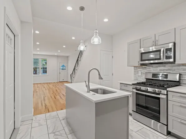 1630 Edgley St, Philadelphia, PA 19121