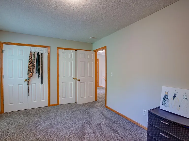 569 Crabapple Ln — Photo 17