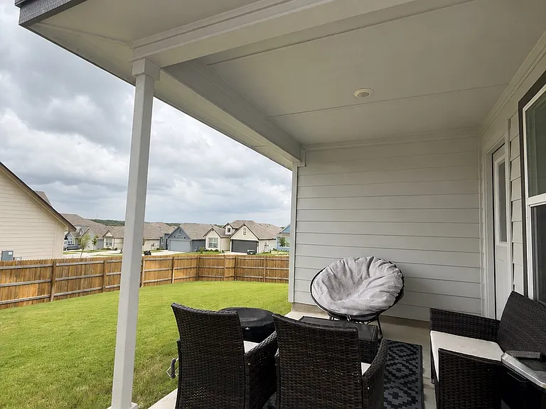 3719 Addison St — Photo 26