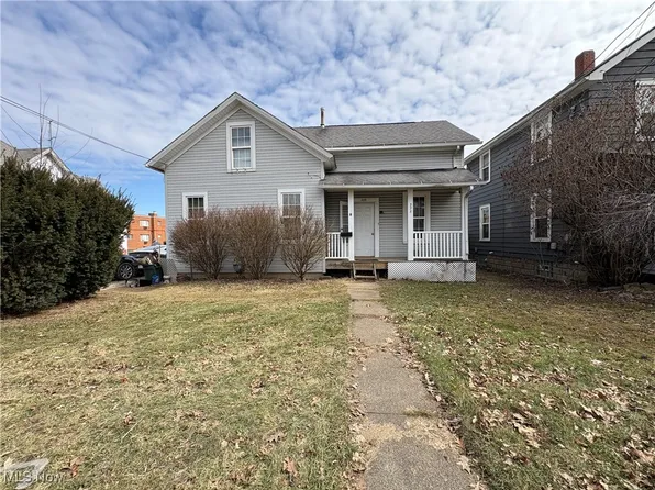 228 N Huntington St, Medina, OH 44256