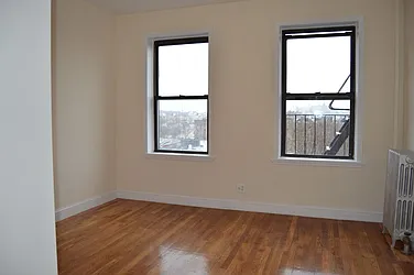 Rented by Realty 2000 Corp