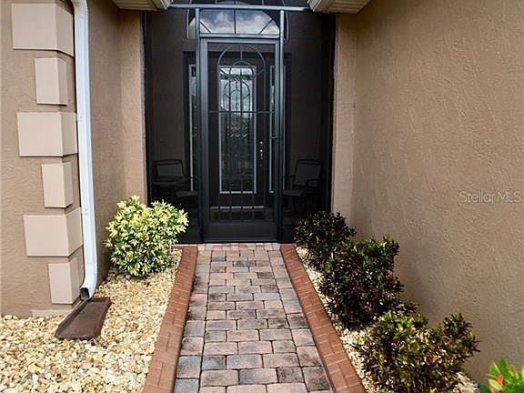 4th image of 4468 Waterford Dr