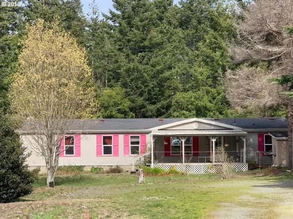 52057 Sturtevant Rd, Bandon, OR 97411