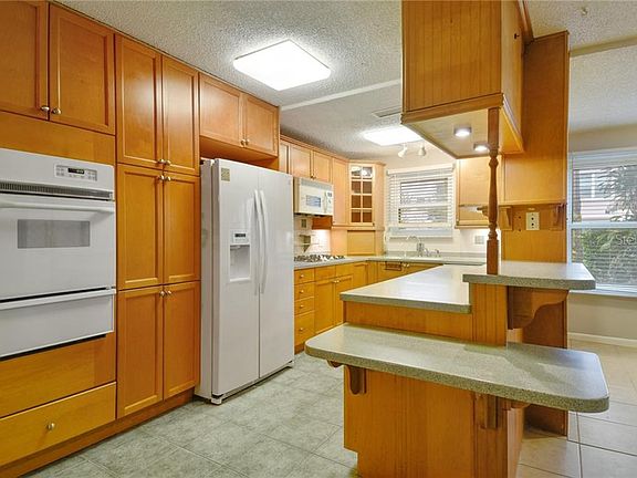 5th image of 5501 80th St N Unit 105