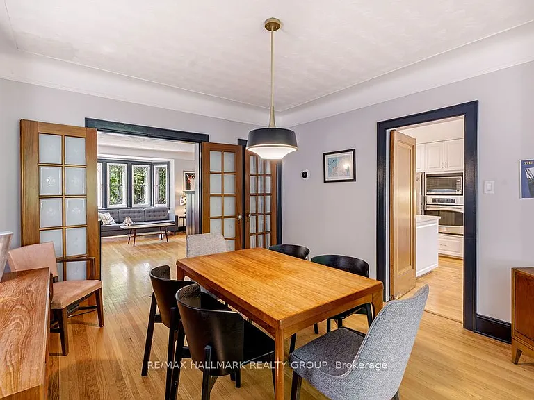 379 Hamilton Ave S — Photo 10