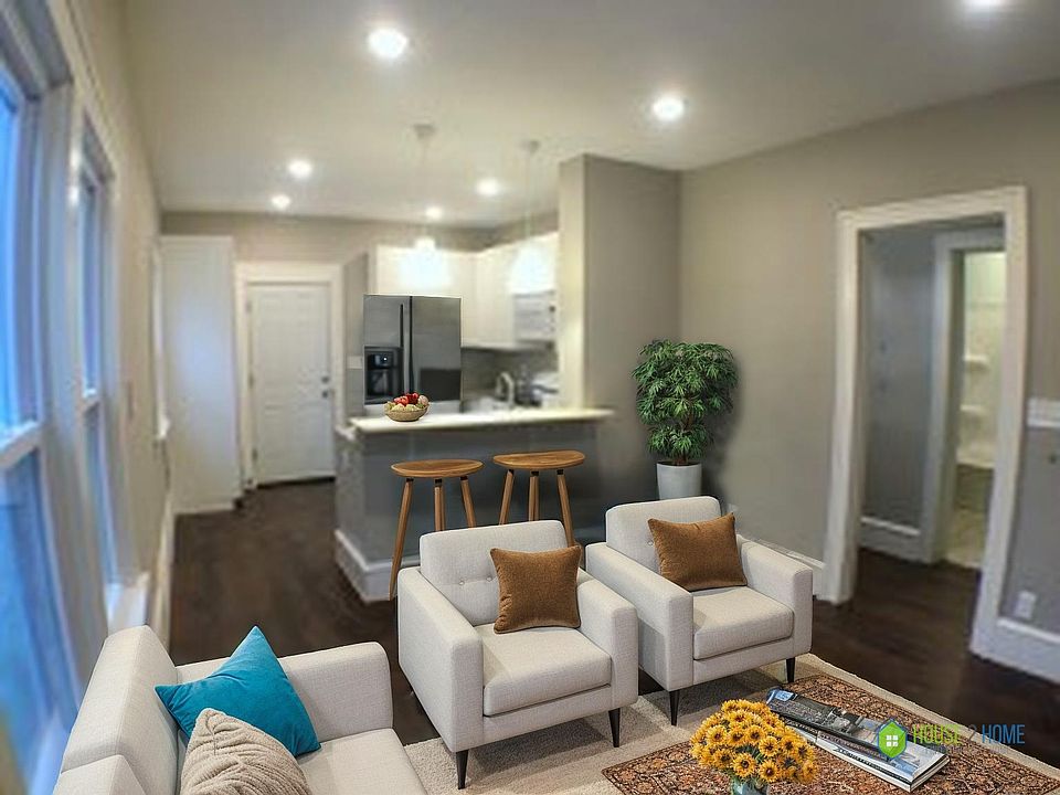 Living Room : Virtually staged for demonstration purposes only.