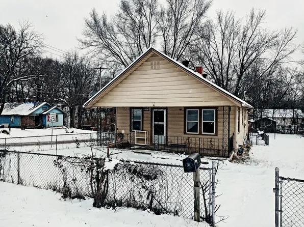 11123 E 10th St S, Independence, MO 64054