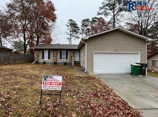 3211 Duke Ct, Little Rock, AR 72204