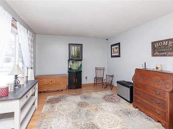 4th image of 2500 6th Street Pl SE
