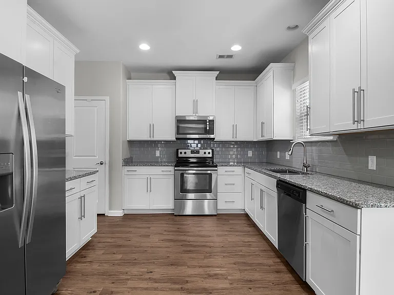 224 Willow Point Cir — Photo 9