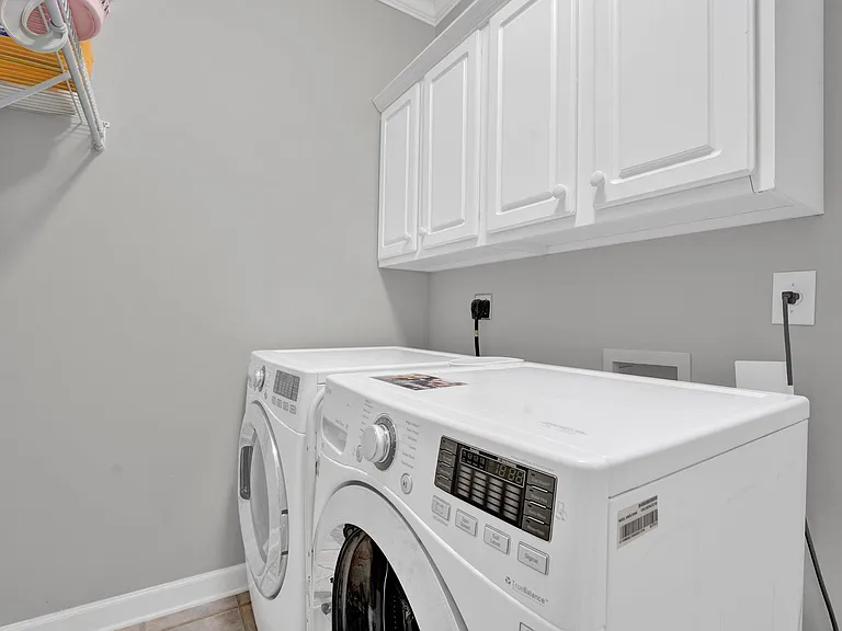 1331 Riding Brook Dr — Photo 23