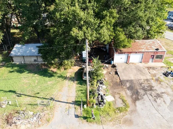 7002 & 7008 W Holtdale Ln, North Little Rock, AR 72118