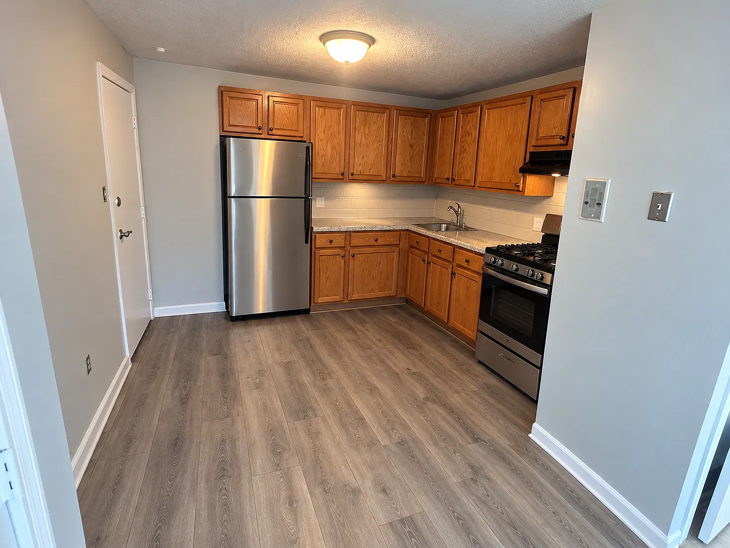 430 Wilder St — Photo 2