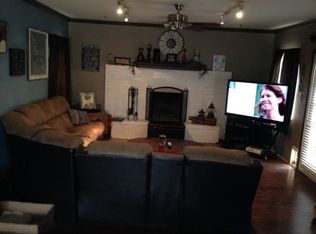 241 Ben Lacy Rd, Gunbarrel, TX 75156
