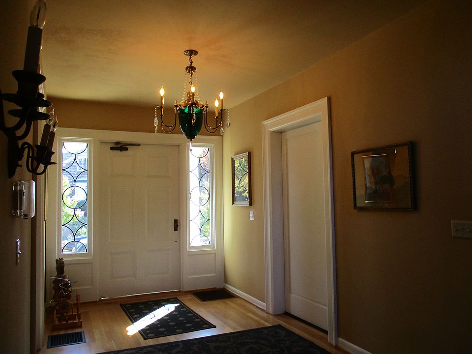 1st image of 2441 NW Pettygrove St #A