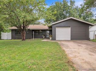 1217 E Hartford St, Broken Arrow, OK 74012