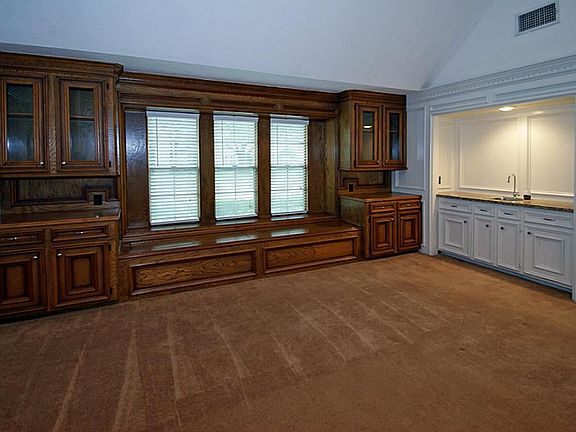 4th image of 13107 Finch Brook Dr