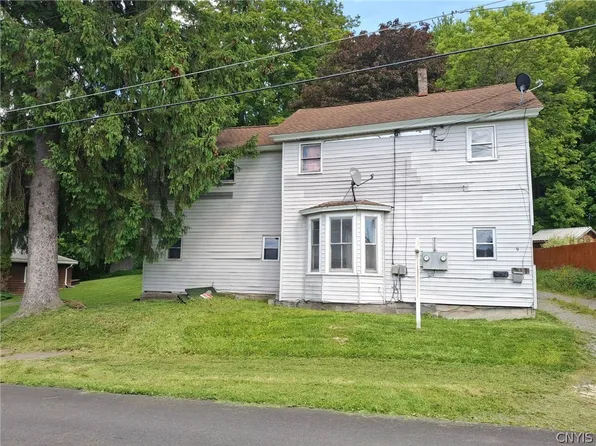 9 Green St, Mohawk, NY 13407