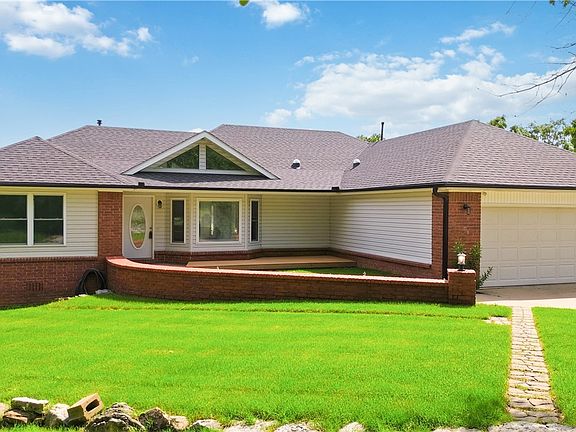 2nd image of 11 McManigal Ln