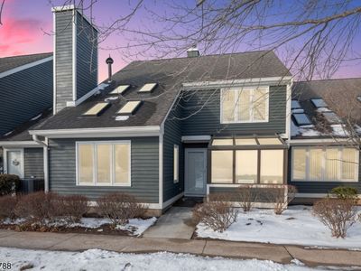 5 Village Dr, Basking Ridge, NJ, 07920