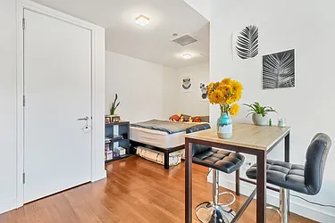 Rented by BARNES New York