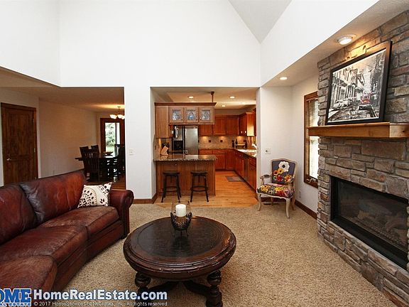 5th image of 9630 Cotswold Ln