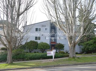 5511 32nd Ave NW #206, Seattle, WA 98107