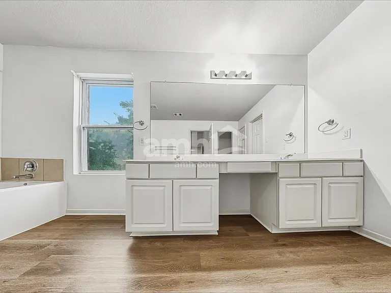 16818 Blackberry Lily Ln — Photo 11