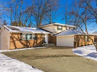 2760 Halleck Dr, Columbus, OH 43209