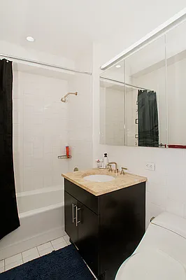 Rented by RSNY Realty | media 2