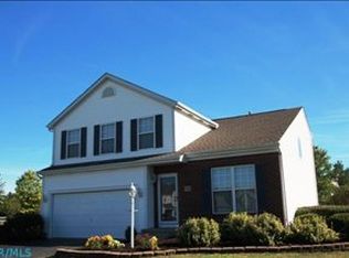 8718 Paulden Ct, Lewis Center, OH 43035