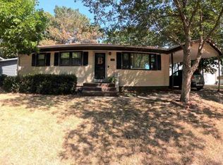 242 S Thomsen Ave, Minden, NE 68959