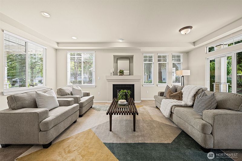 4th image of 10939 SE 187th Lane
