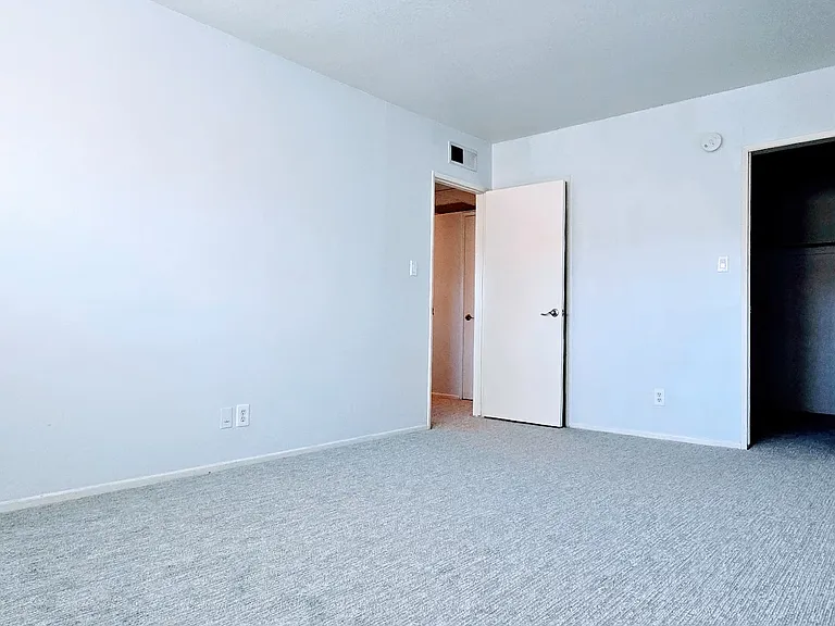 277 Pleasant St #317 — Photo 20