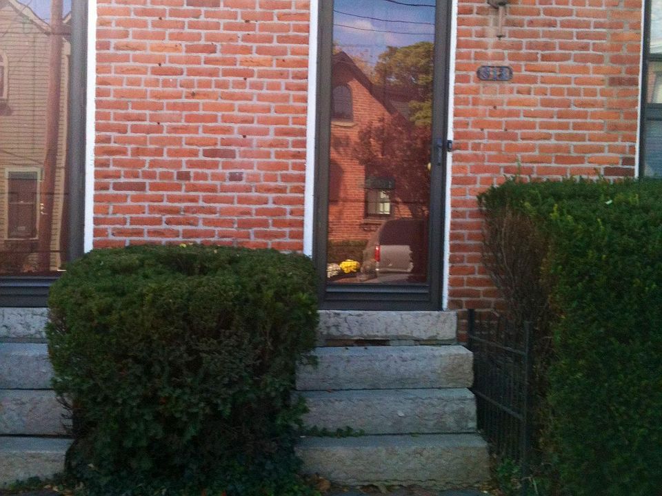 FRONT ENTRANCE ON MOHAWK STREET