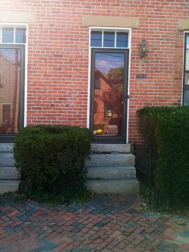 615 Mohawk St Photo 1