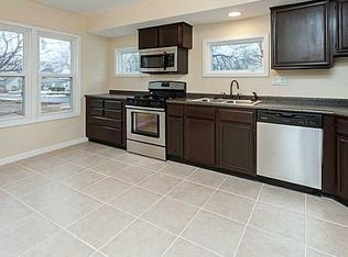 4008 8th Pl, Des Moines, IA 50313