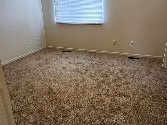 3rd image of 5715 Goodfellow Pl #B