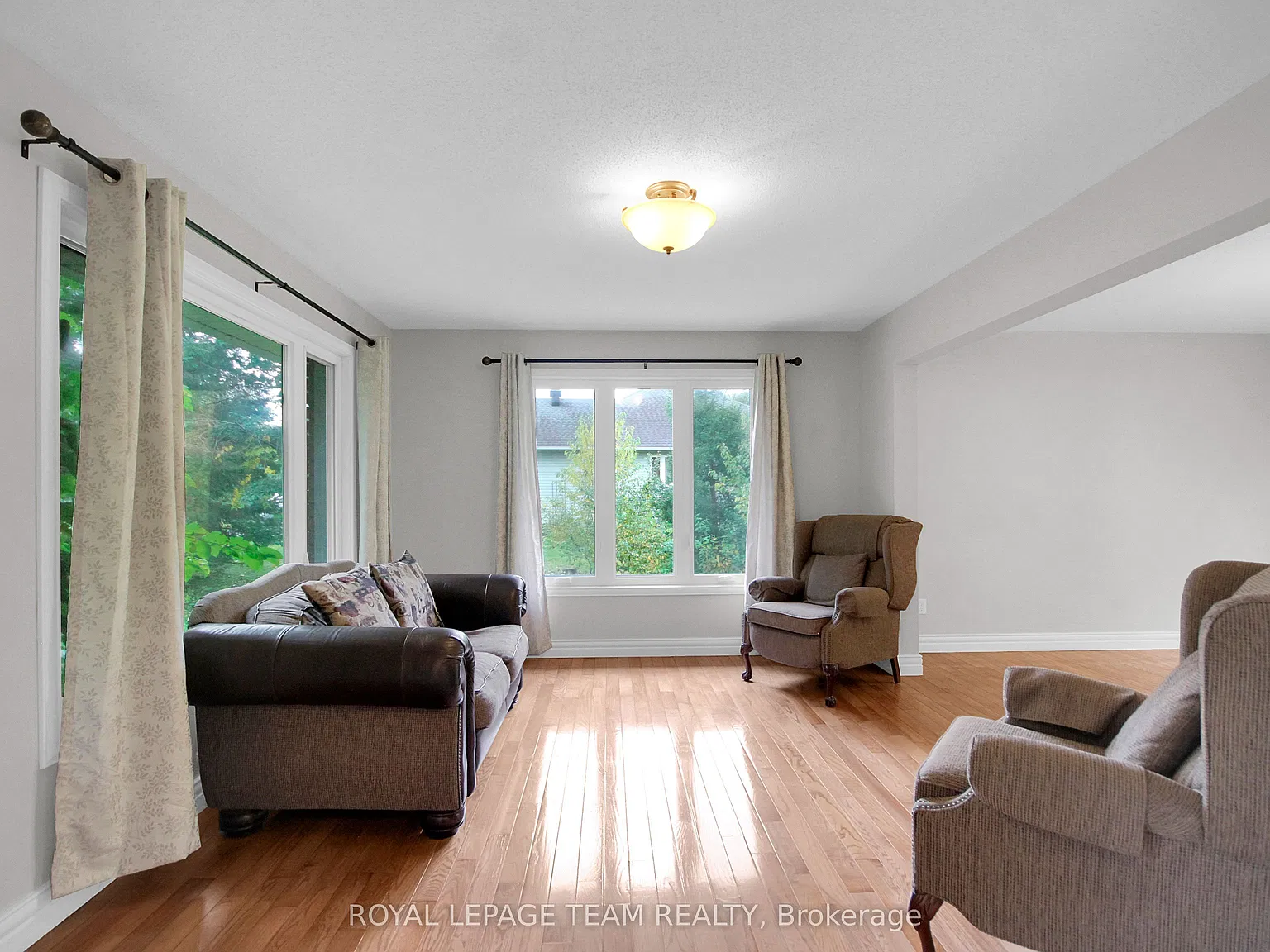 7 bed, $4,000 — Photo 4