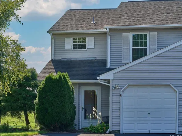 601 Overlook Dr, Bethlehem, PA 18017