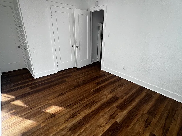 258 E Kingsley Ave #2 — Photo 6