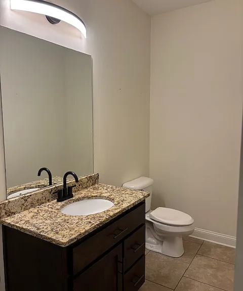 5972 N London Ave — Photo 7