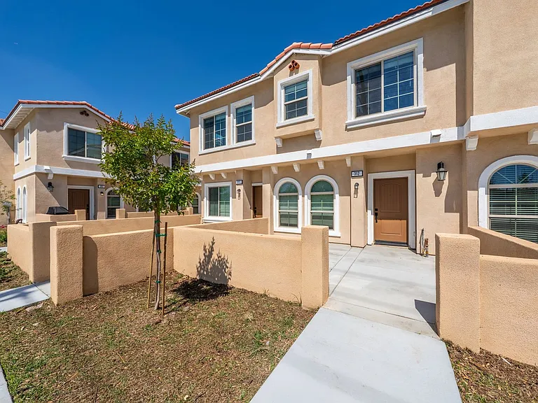 15447 Pomona Rincon Rd — Photo 22