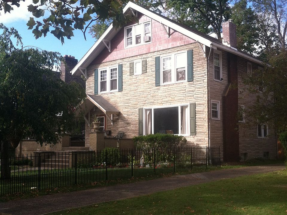 1st image of 807 Lawson Ave