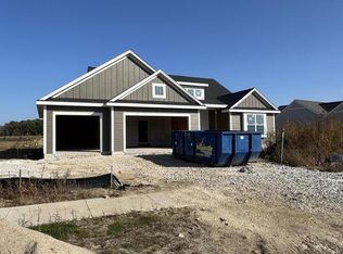 9938 Migratory Ln, Mequon, WI 53097