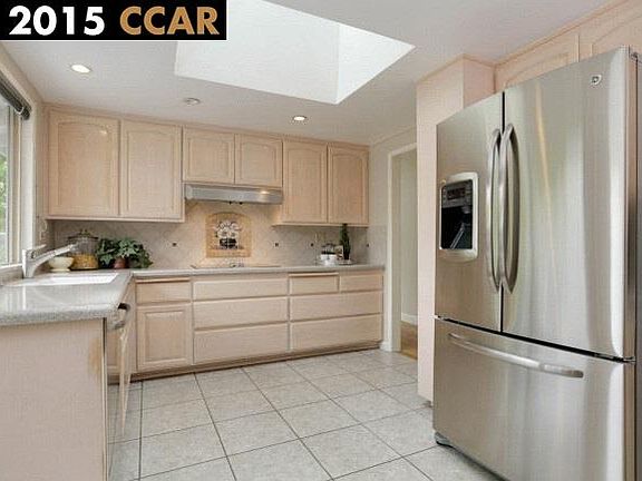 5th image of 600 Bridgewater Cir